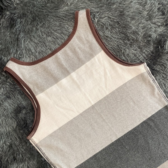 Grey striped ribbed tank top - Picture 12 of 17